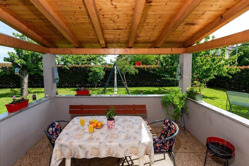 Jani Apartment Porec Exterior photo